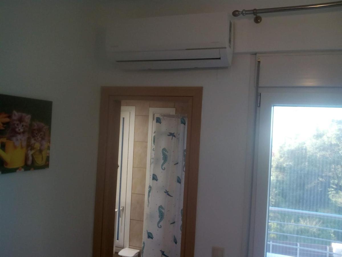 “Theeporto” Maisonette With Pool ゴウヴァイ エクステリア 写真