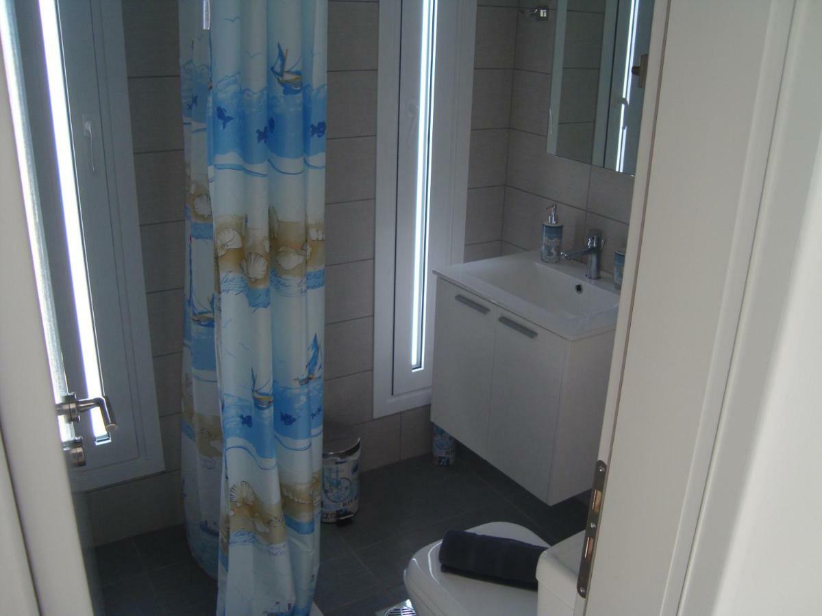 “Theeporto” Maisonette With Pool ゴウヴァイ エクステリア 写真